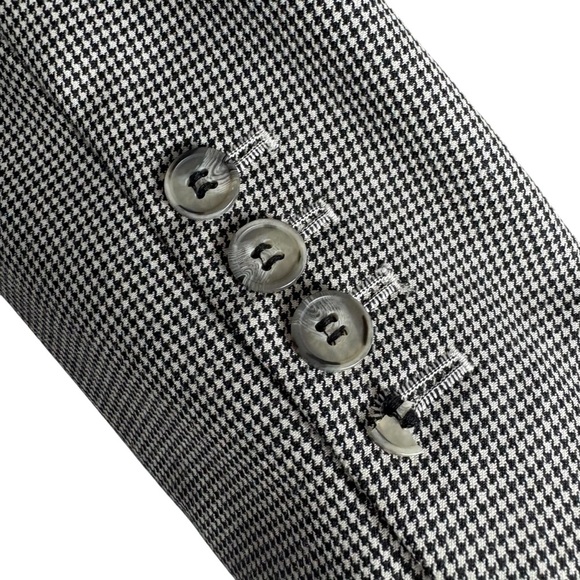 🌺LOFT Wool Houndstooth Belted Blazer Black/White Size 8 —broken button on cuff🌺 - Picture 5 of 8